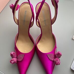 100% Authentic Mach And Mach Fuchsia Satin Wonder Tulip Pump Size 37.5.